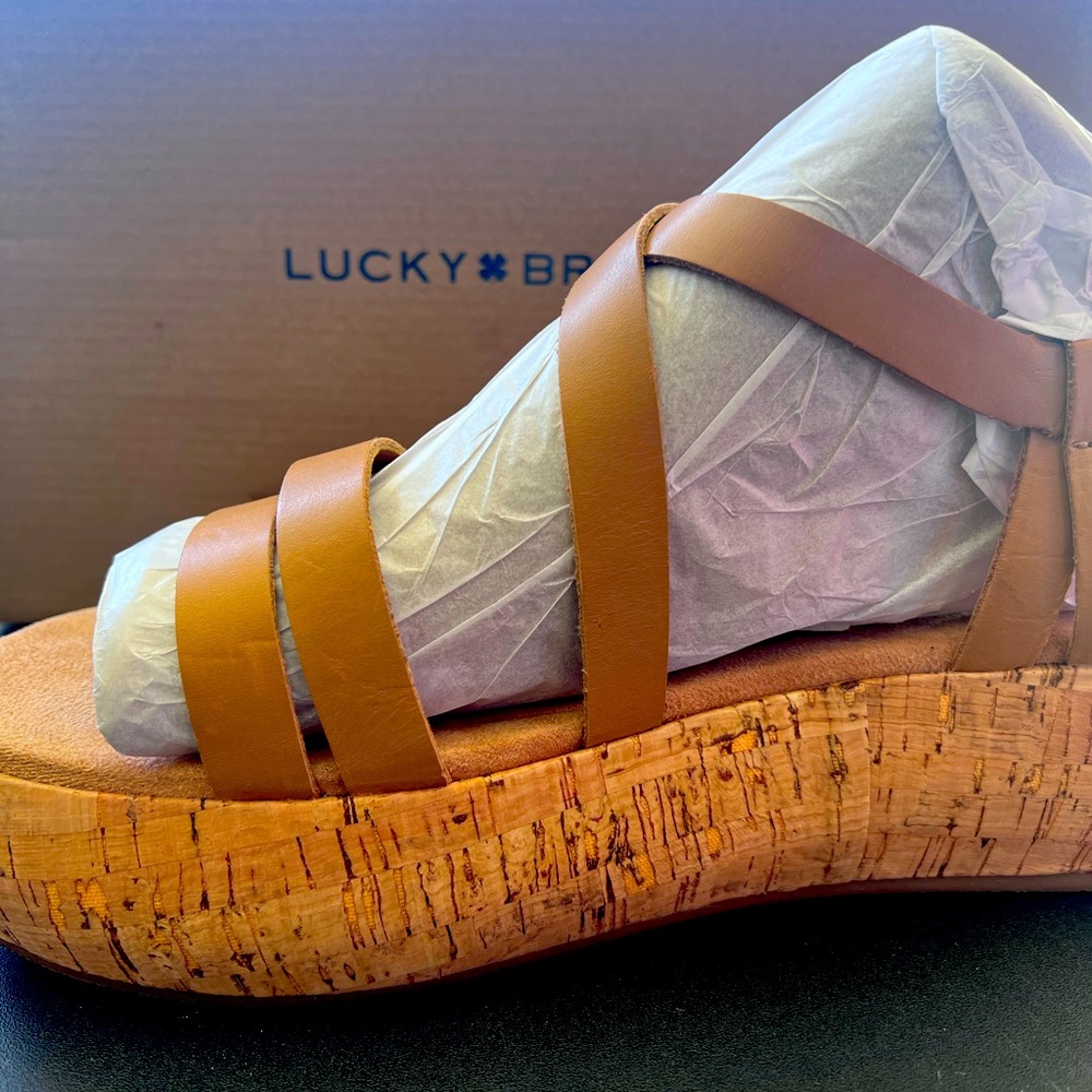 Size 11 Lucky platform cork bottom sandals